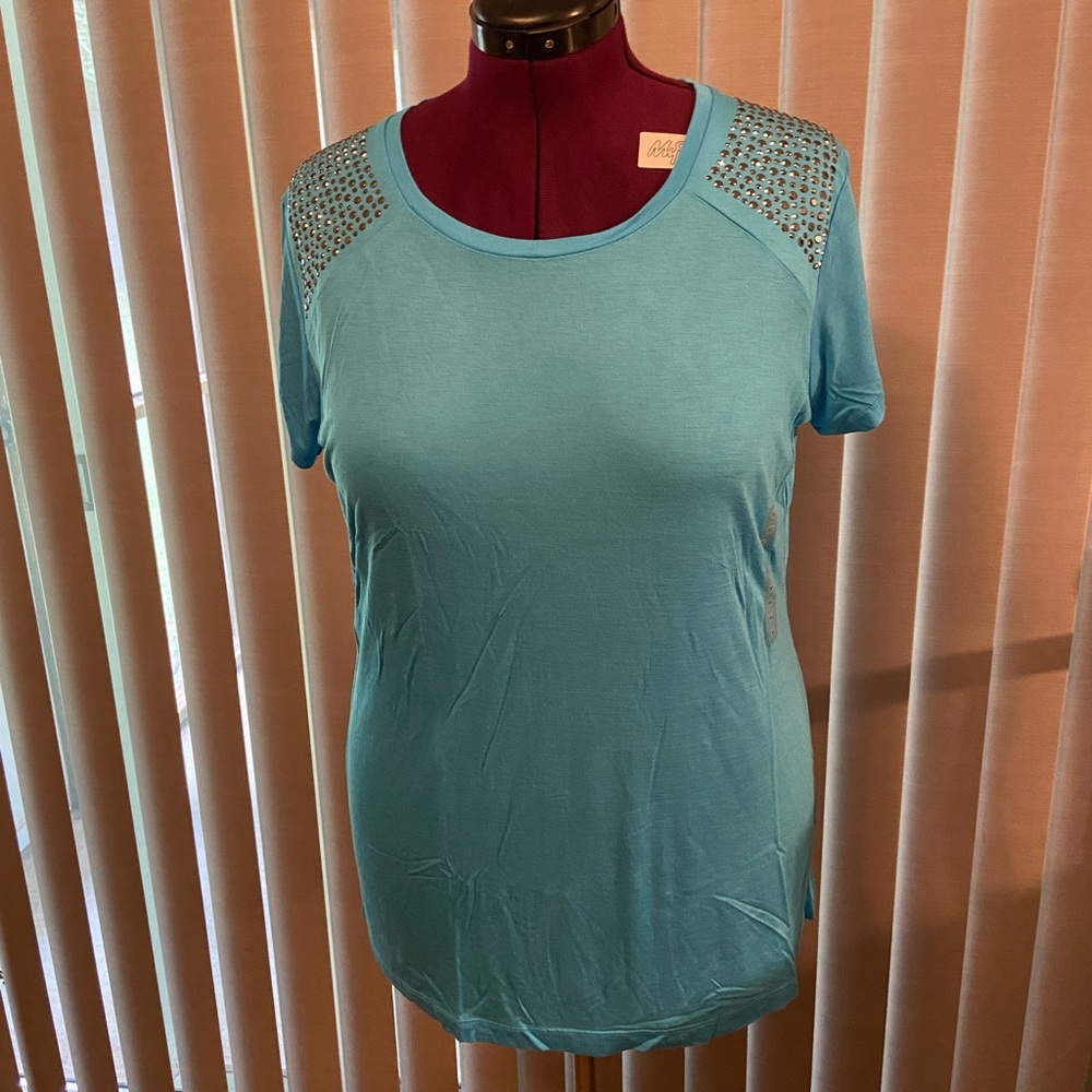 Shoulders Silver studs T-shirt